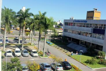 هتل Itajaí Tur Itajaí Navegantes