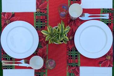 هتل Manaya Bed & Breakfast
