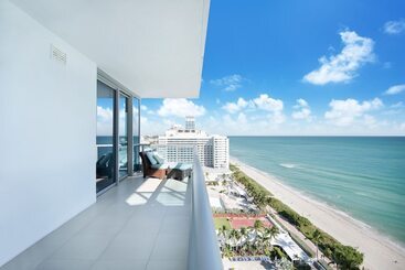 هتل Monte Carlo Miami Beach