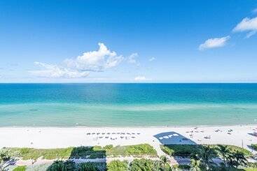 هتل Monte Carlo Miami Beach