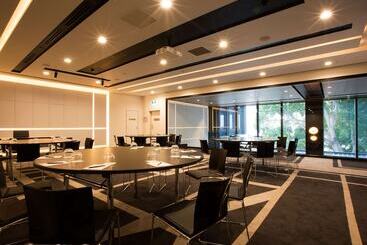هتل Pullman Sydney Airport