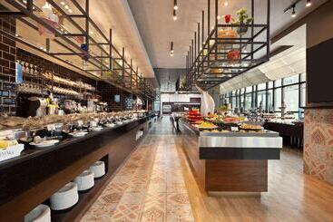 هتل Ramada By Wyndham Manama City Centre