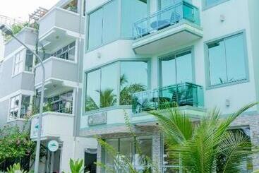 هتل Season At Hulhumale