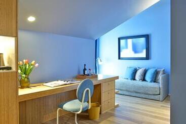 هتل The Editory House Ribeira Porto