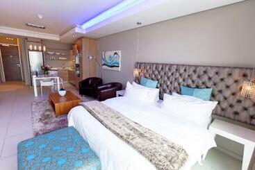 ホテル The Residences At Crystal Towers