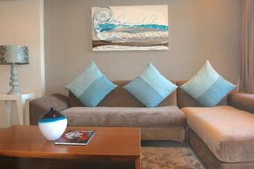 ホテル The Residences At Crystal Towers