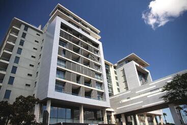 ホテル The Residences At Crystal Towers
