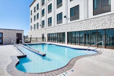 هتل Wingate By Wyndham San Angelo