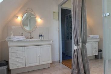 پانسیون Bed & Breakfast Les Orchidées