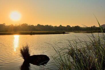膳宿费 Centurion Golf Suites Boca Walk