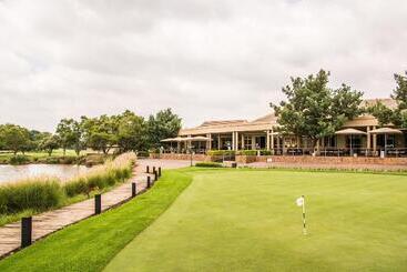 膳宿费 Centurion Golf Suites Boca Walk