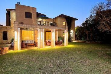 膳宿费 Centurion Golf Suites Boca Walk