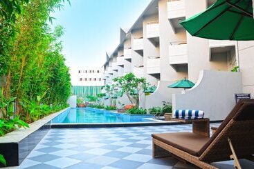 Pramod Convention & Beach Resort