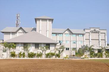 Pramod Convention & Beach Resort