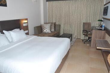 Pramod Convention & Beach Resort