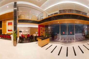 Ramada Hotel And Suites Amwaj Islands