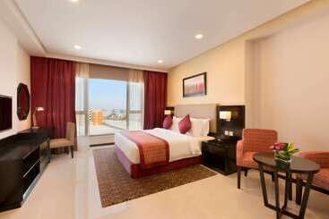 Ramada Hotel And Suites Amwaj Islands