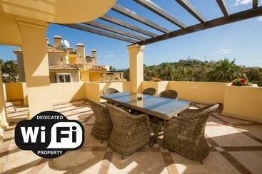 Majestic Hills 1 5 - Casares