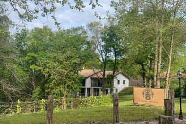 Apartamentos El Bosque De Cubas - Ribamontan al Monte
