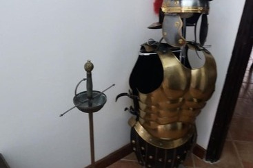 تختخواب و صبحانه Castello