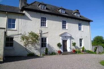 住宿加早餐  Aberllynfi Riverside Guest House