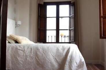 تختخواب و صبحانه Candil Suite Realejo
