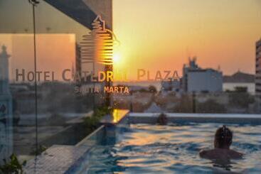 هتل Catedral Plaza