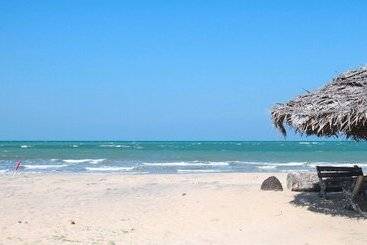 هتل Giman Free Beach Resort