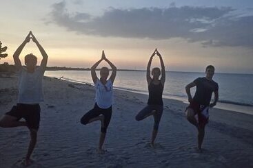 هتل Giman Free Beach Resort