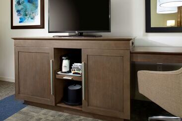 هتل Hampton Inn & Suites Pittsburgh Airport South–settlers Ridge