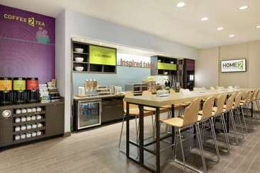 هتل Home2 Suites By Hilton La Crosse