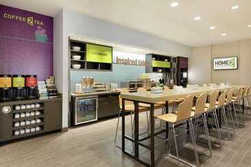 هتل Home2 Suites By Hilton La Crosse