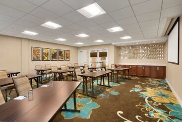 هتل Homewood Suites By Hilton Augusta