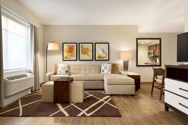 هتل Homewood Suites By Hilton Augusta