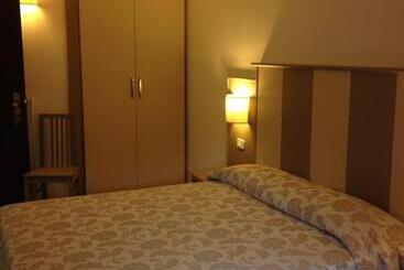 هتل Lucerna
