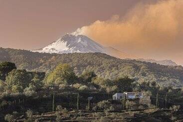 هتل Monaci Delle Terre Nere