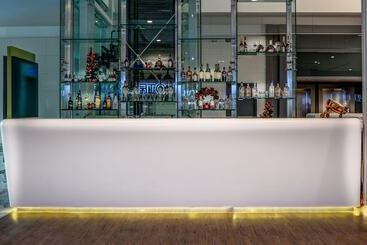Tav Airport Hotel Izmir