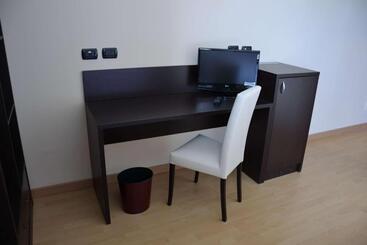 Motel Galaxy Reggio Emilia
