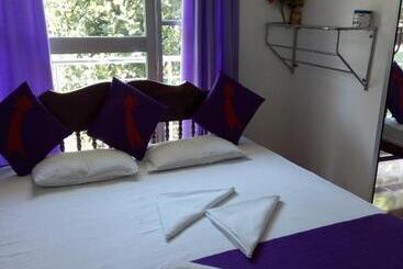 پانسیون Evening Star Guest Inn