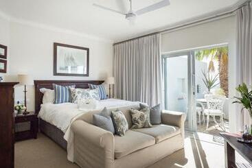 پانسیون Ocean Watch Guesthouse