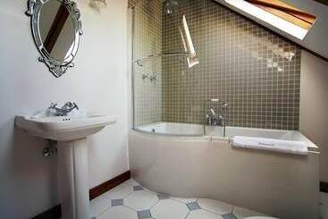 پانسیون Roosenwijn Guest House
