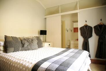 پانسیون The Gables B&b