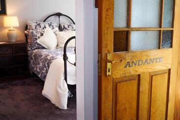 پانسیون The Gables B&b