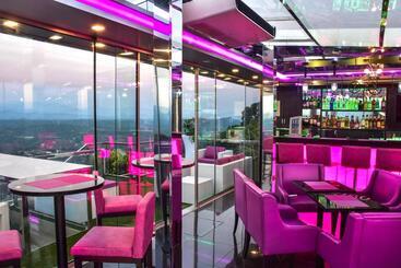 View 360