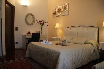 تختخواب و صبحانه Casamore Rooms