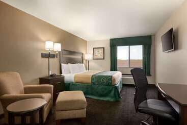 هتل Baymont By Wyndham Glendive