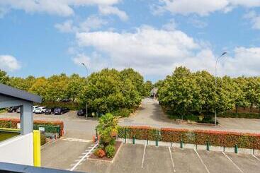 B&b Hotel Chartres Le Forum