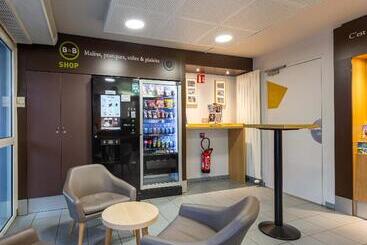 B&b Hotel Chartres Le Forum