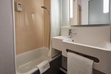 B&b Hotel Cherbourg