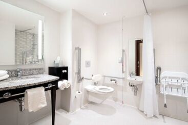 هتل Hampton by Hilton Dundee City Centre